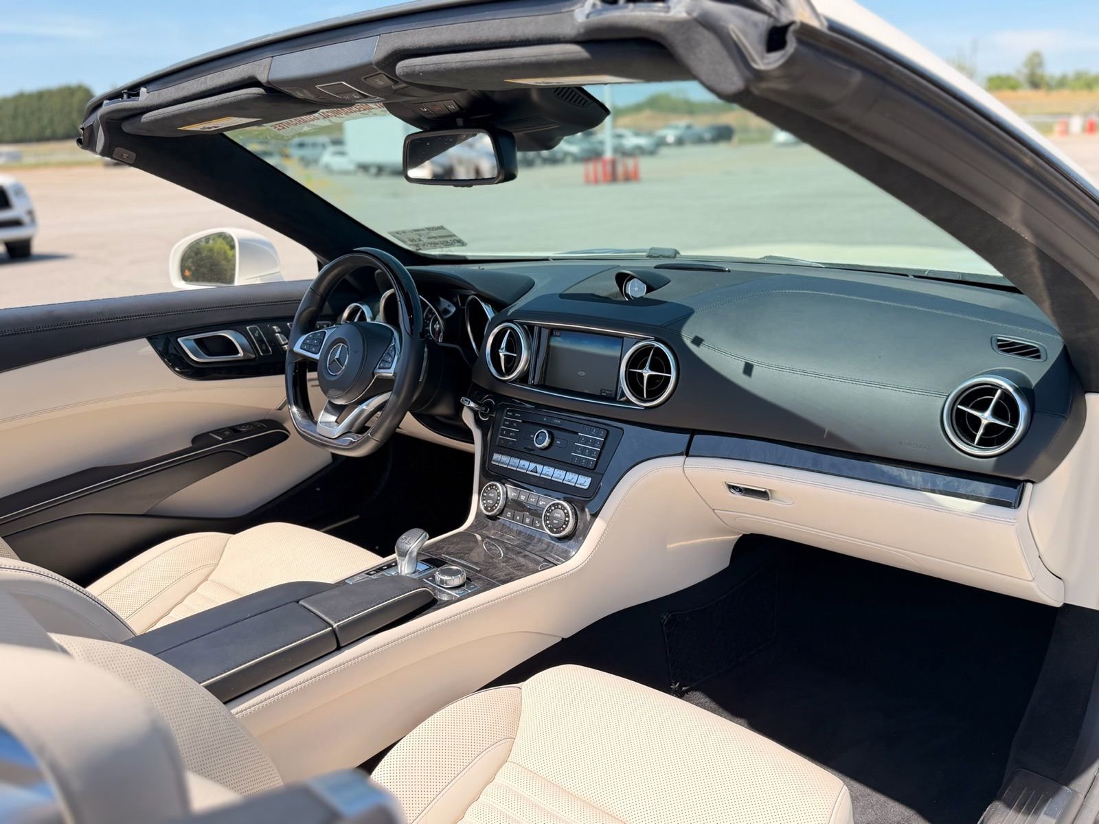 Used 2017 Mercedes-Benz SL 450 image 15