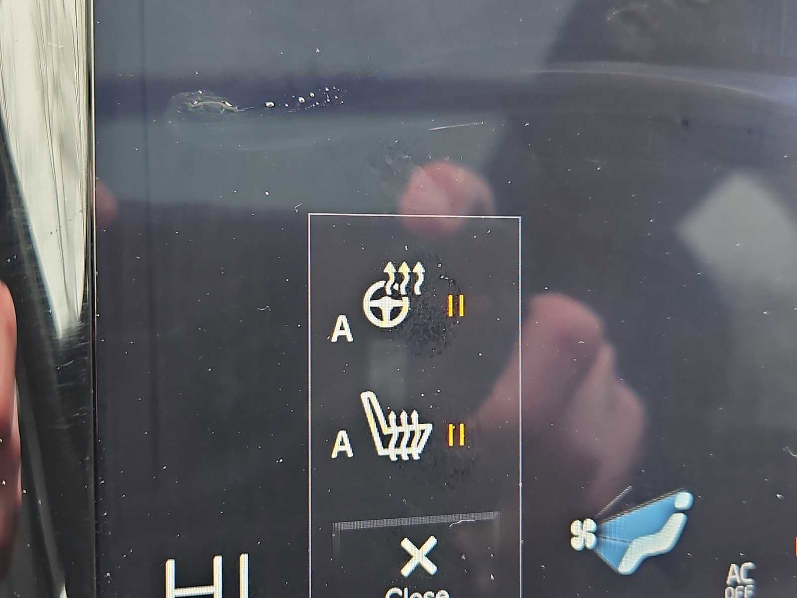 Used 2020 Volvo XC60 T6 R-Design w/ Protection Package Premier image 23