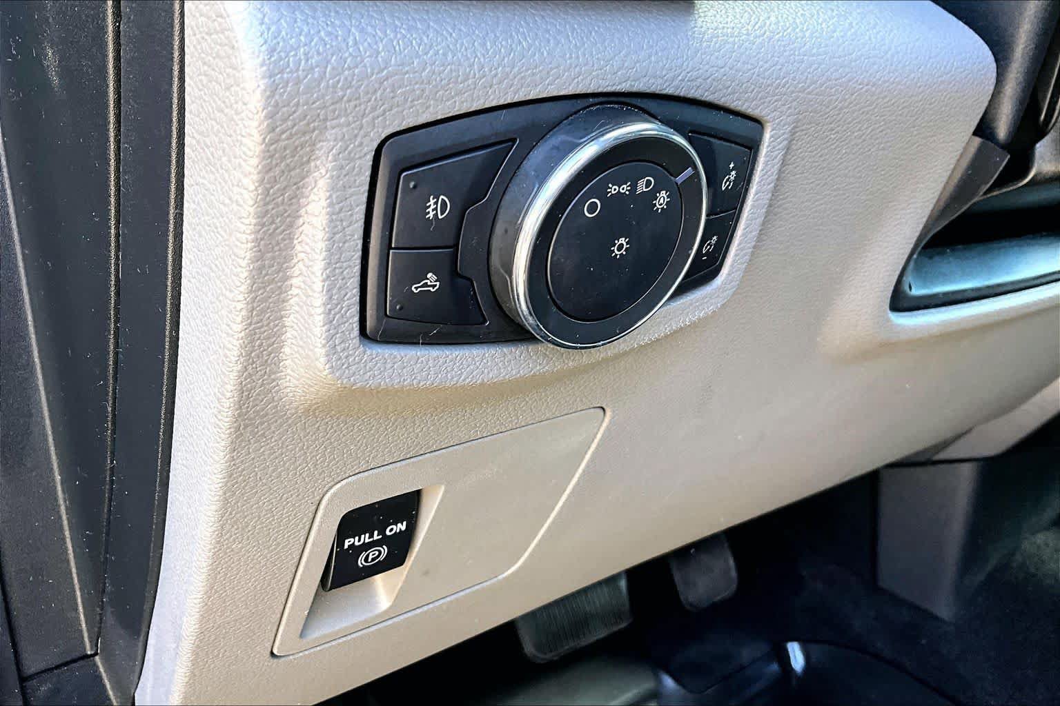 Used 2019 Ford F150 XLT AWD/4WD image 32