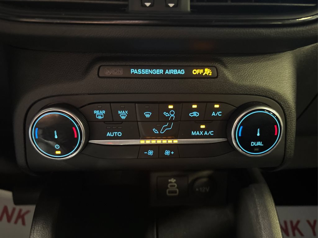 Certified 2025 Ford Escape ST-Line AWD/4WD image 31