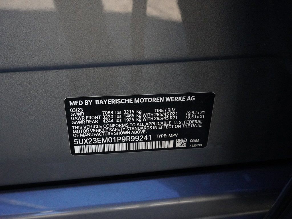 Used 2023 BMW X7 xDrive40i w/ Parking Assistance Package AWD/4WD image 62