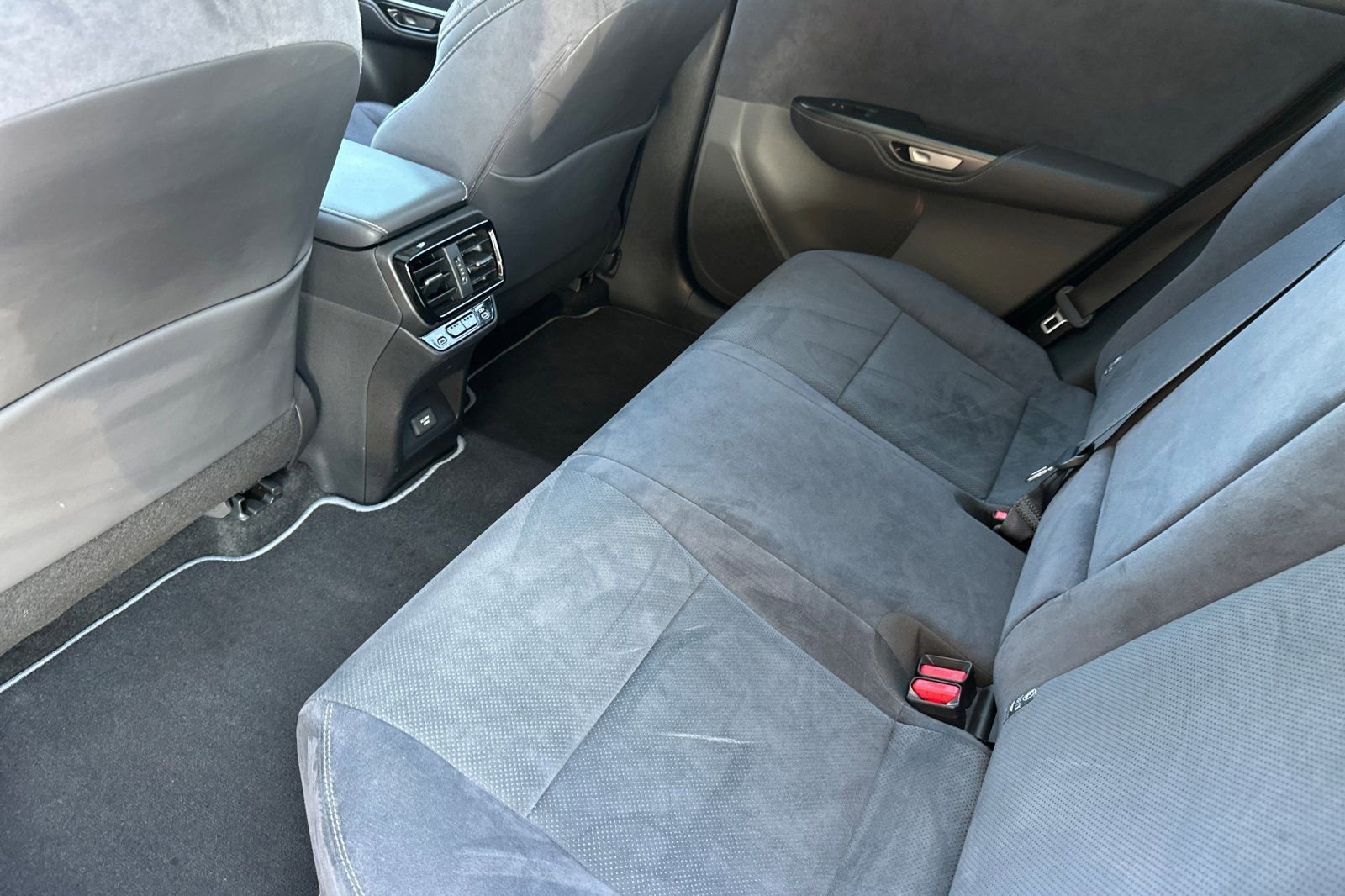 Certified 2023 Lexus RZ 450e Premium image 14