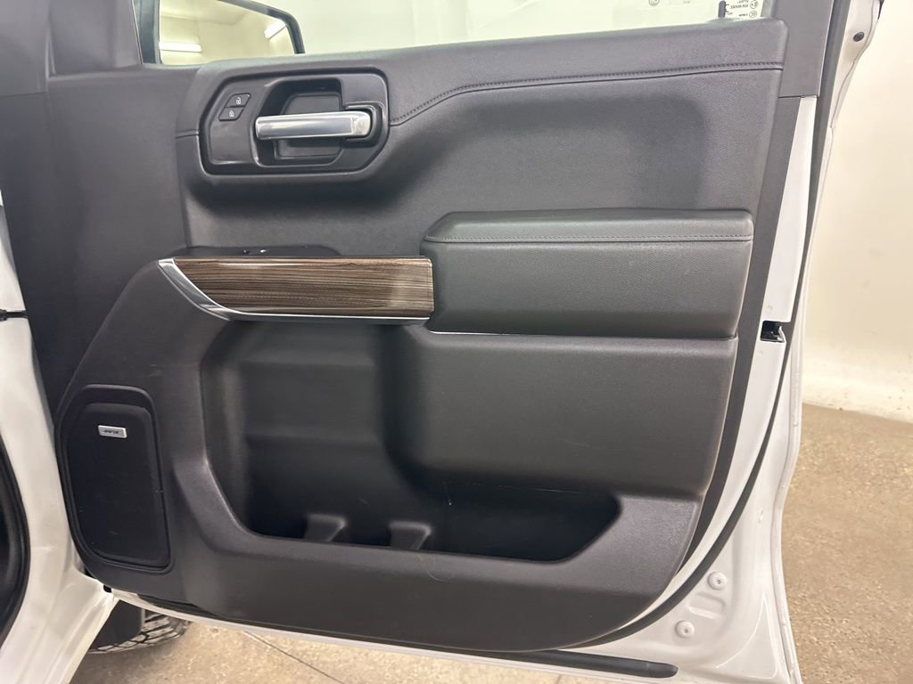 Used 2020 Chevrolet Silverado 1500 LT Trail Boss image 18