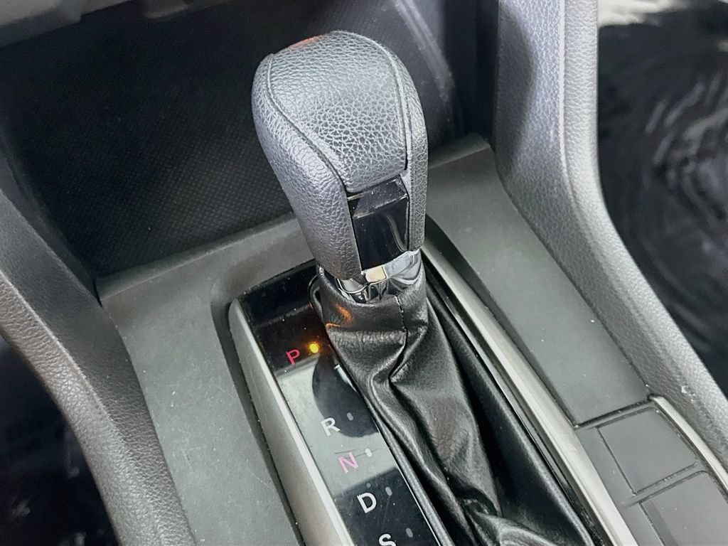 Used 2019 Honda Civic LX image 32