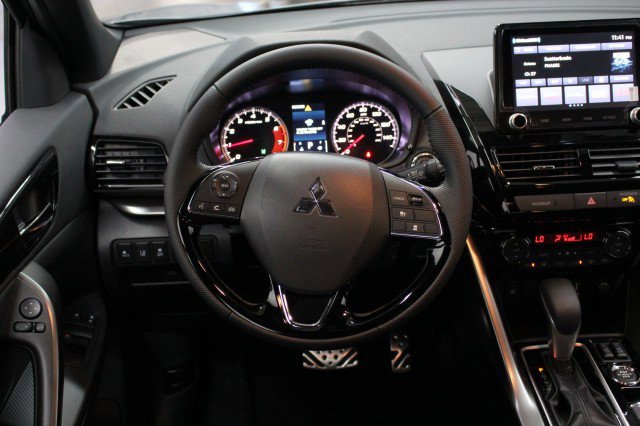 New 2026 Mitsubishi Eclipse Cross Black Edition image 21