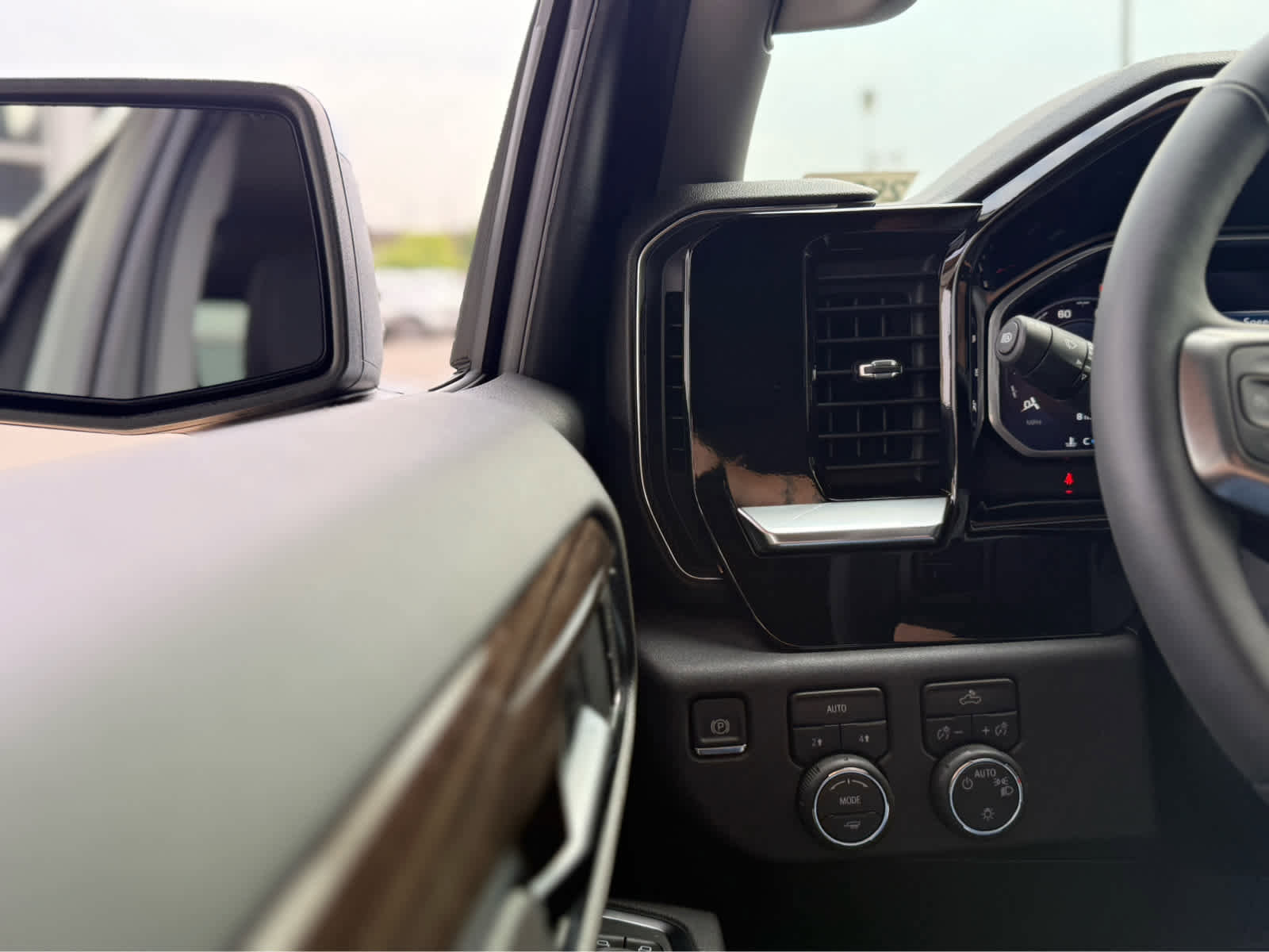 New 2026 Chevrolet Silverado 1500 LT image 19