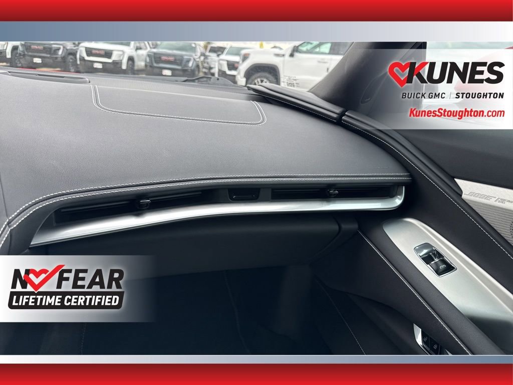 Used 2022 Chevrolet Corvette Stingray Preferred Conv w/ Z51 Performance Package RWD image 45