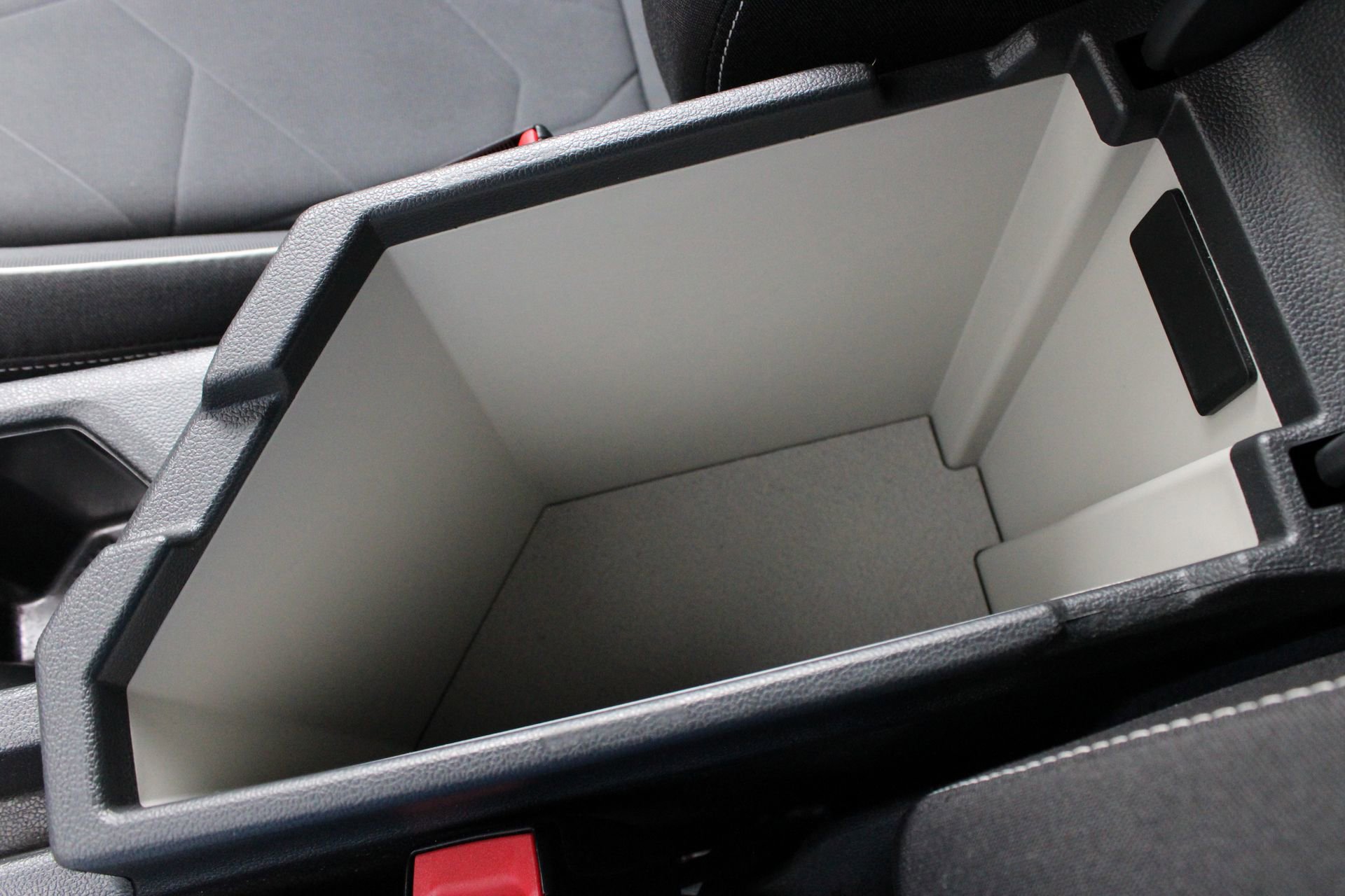 Used 2025 Volkswagen Jetta S FWD image 43
