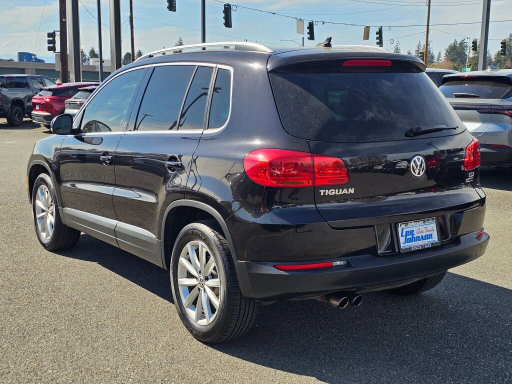 Used 2017 Volkswagen Tiguan Wolfsburg Edition AWD/4WD image 7