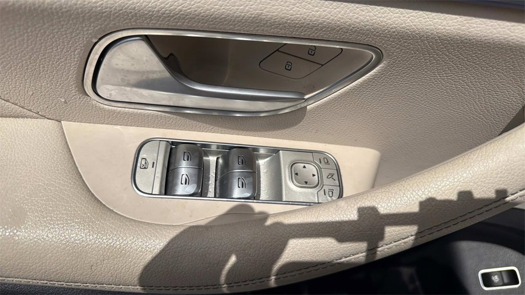 Used 2024 Mercedes-Benz GLE 450 4MATIC image 13