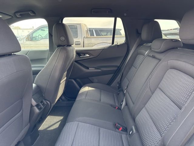 Used 2025 Chevrolet Equinox LT w/ Safety and Technology Package image 8