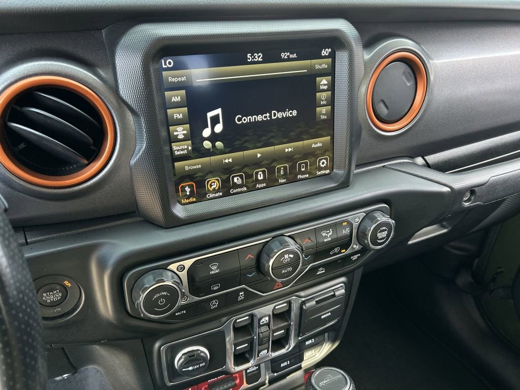 Used 2023 Jeep Gladiator Mojave w/ LED Lighting Group AWD/4WD image 13