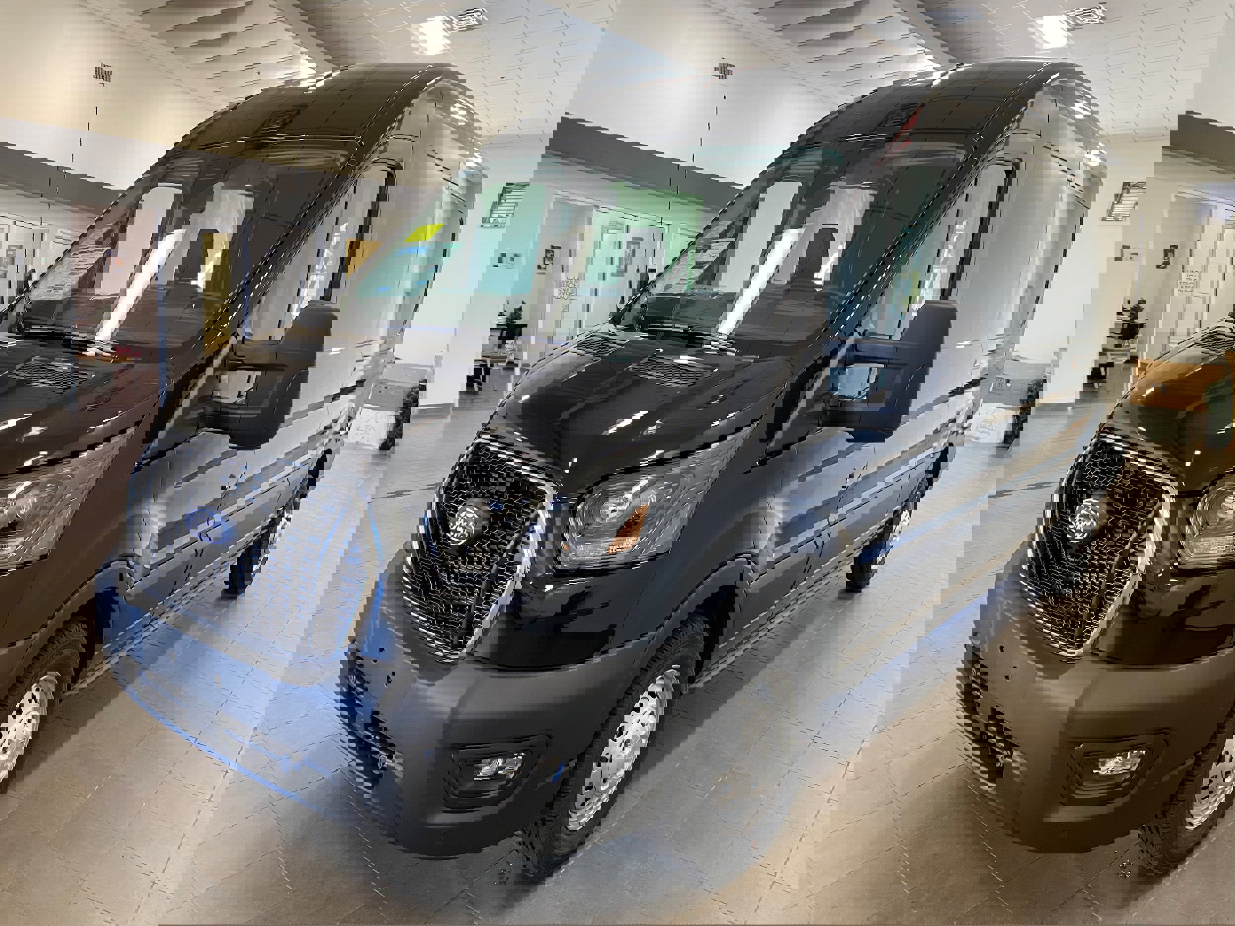 New 2026 Ford Transit 250 148 Medium Roof Extended AWD w/ Exterior Upgrade Package image 4