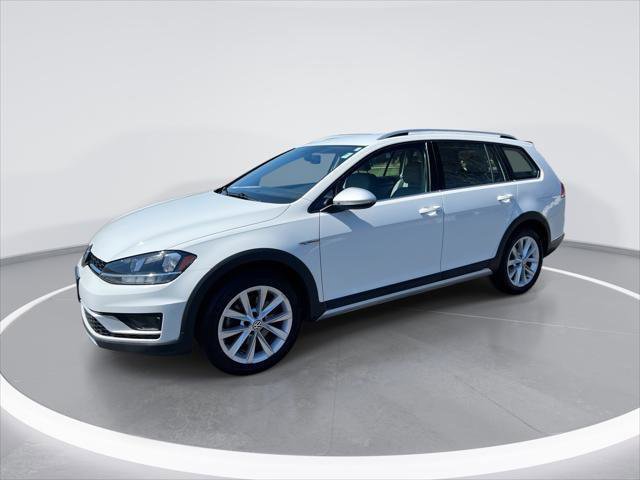 Used 2019 Volkswagen Golf Alltrack S AWD/4WD image 1