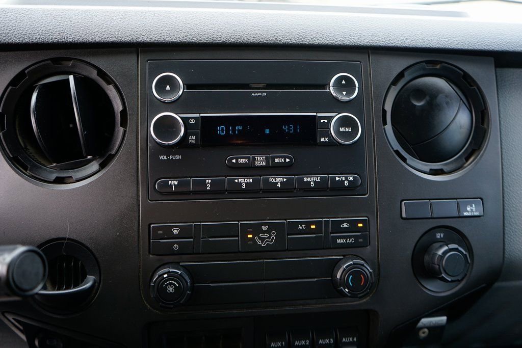 Used 2016 Ford F650 2WD Regular Cab Super Duty image 29