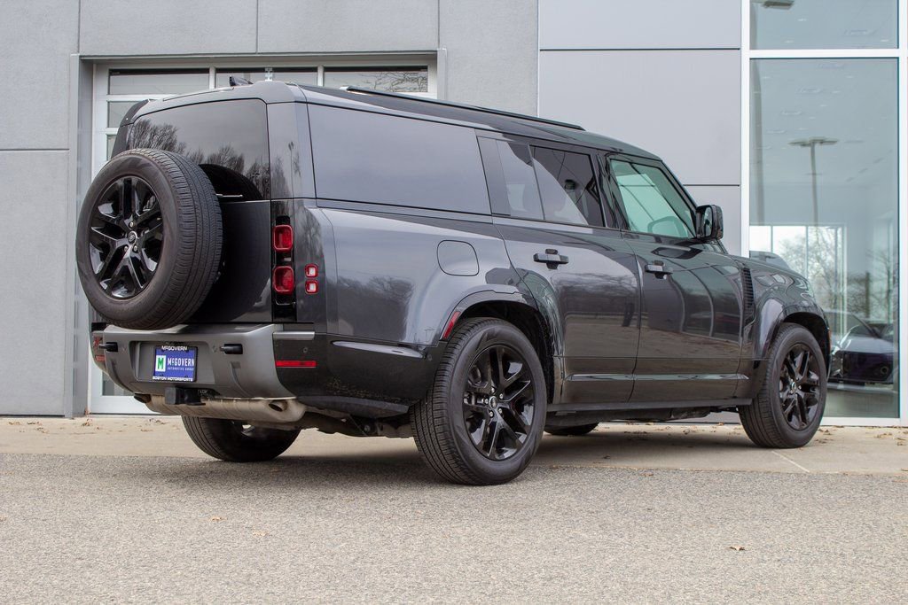 Used 2025 Land Rover Defender 130 Outbound image 10