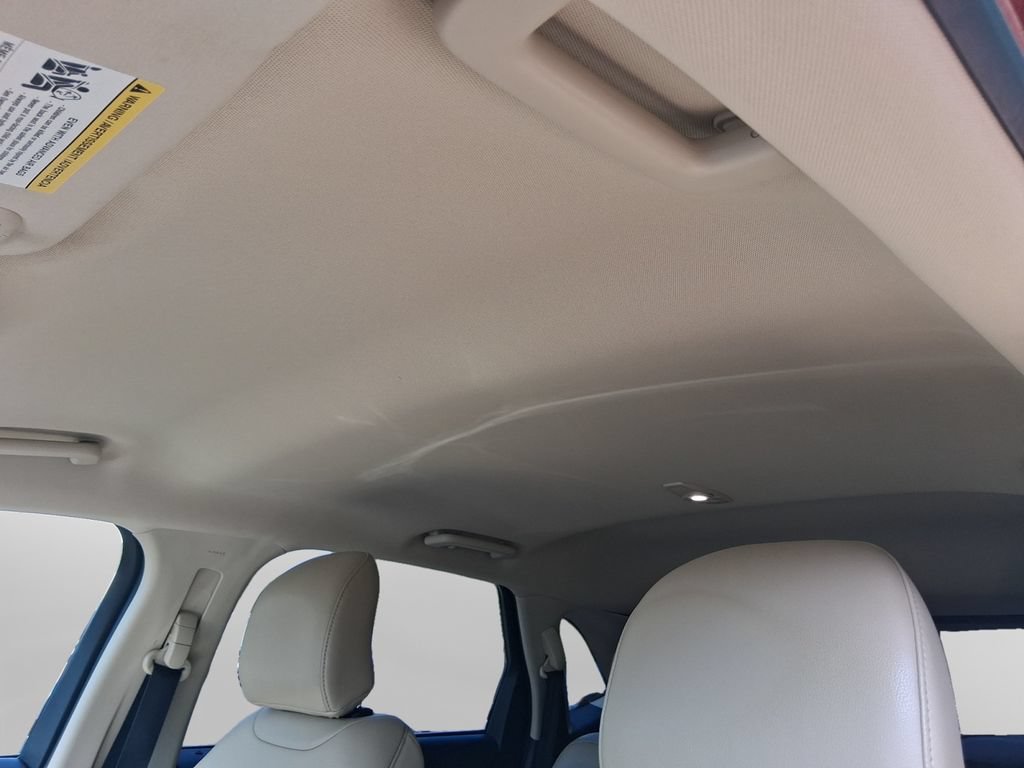 Used 2017 Ford Edge SEL w/ Equipment Group 201A FWD image 23