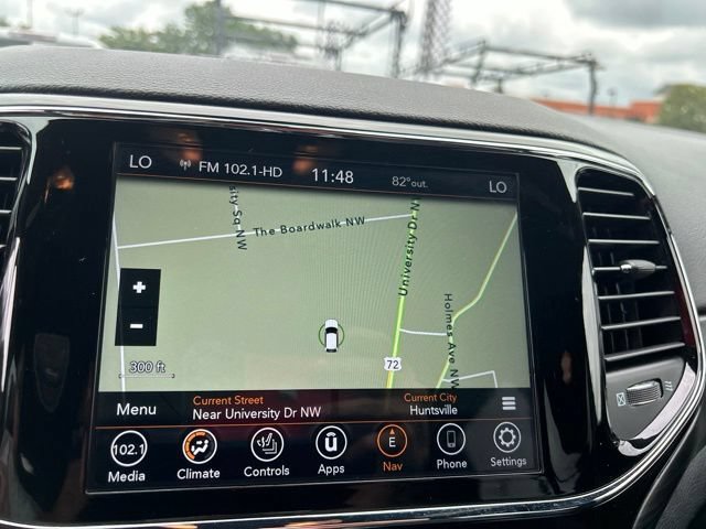 Used 2022 Jeep Grand Cherokee Laredo X RWD image 21