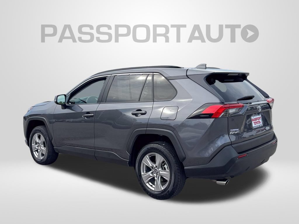 Used 2025 Toyota RAV4 XLE w/ Weather Package AWD/4WD image 4