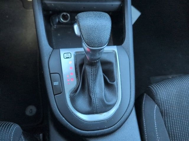 Used 2019 Kia Forte LXS image 17