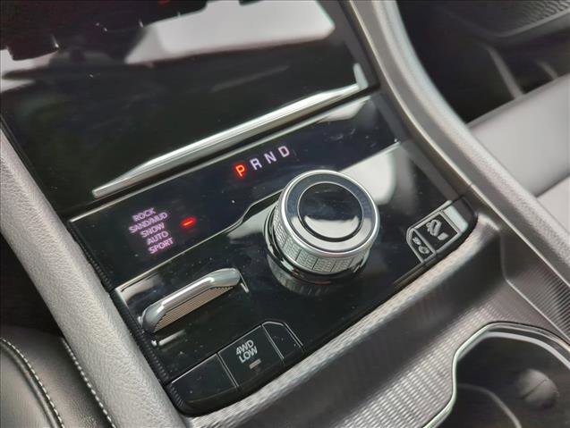 Used 2025 Jeep Grand Cherokee Limited 4xe image 11