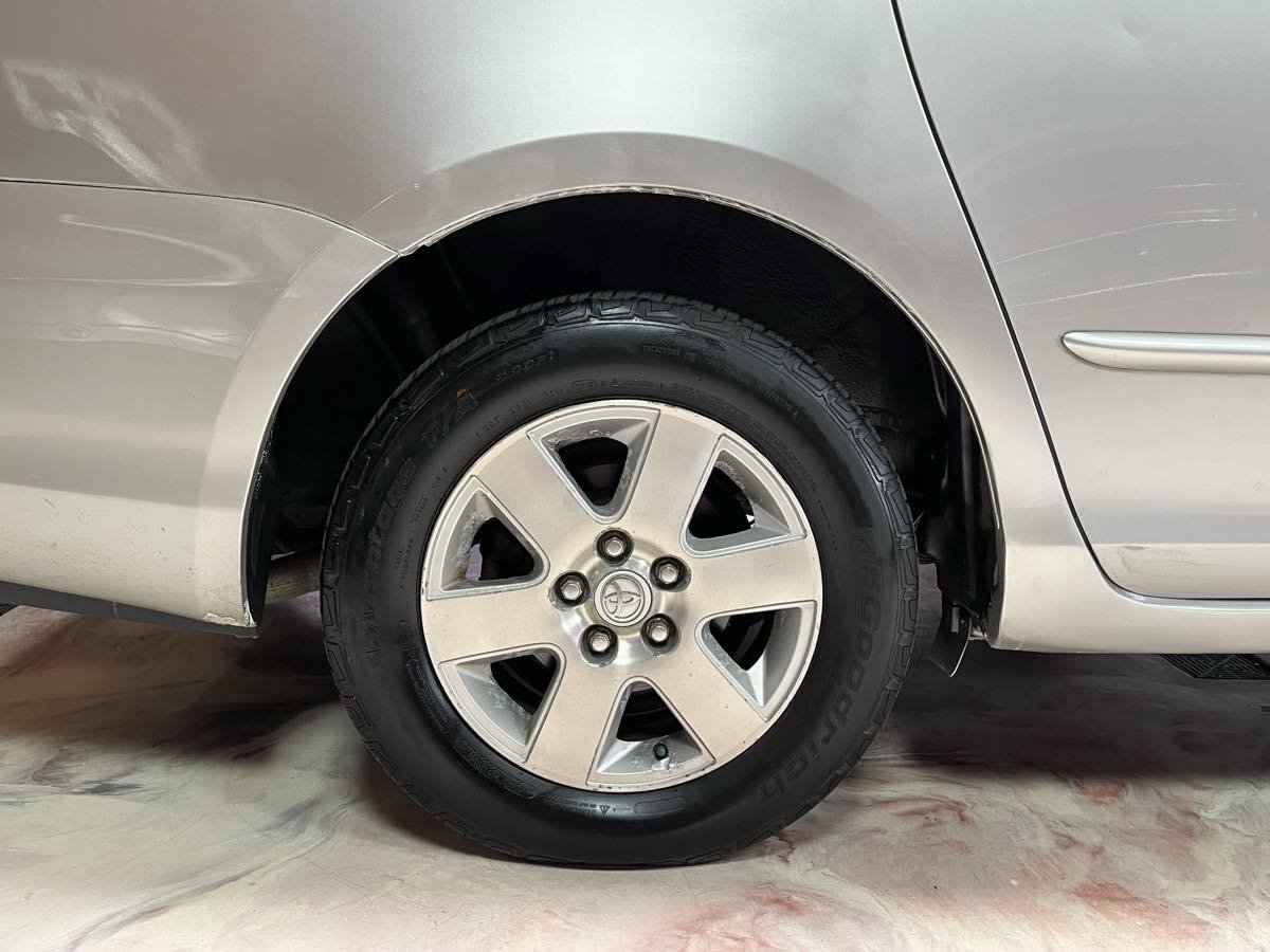 Used 2004 Toyota Sienna LE FWD image 33
