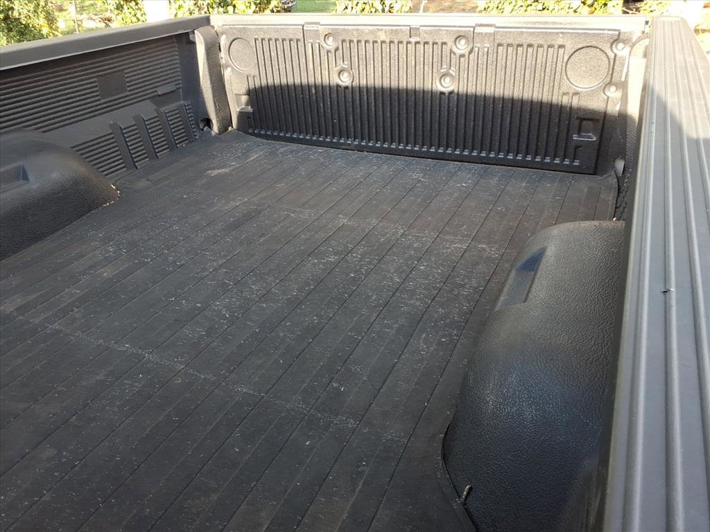 Used 2010 Ford F250 XLT image 4