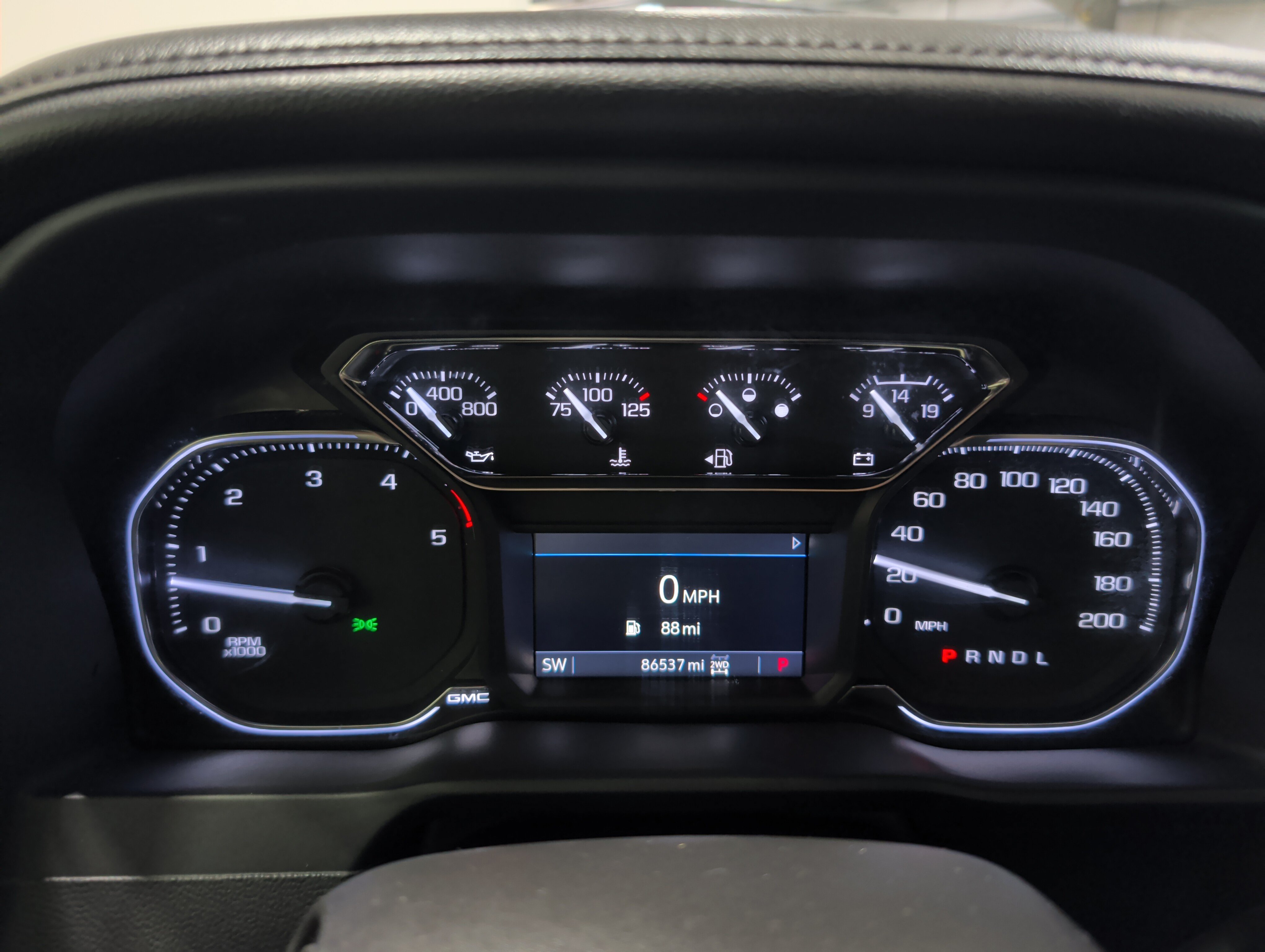 Used 2022 GMC Sierra 2500 SLT w/ X31 Off-Road Package AWD/4WD image 22