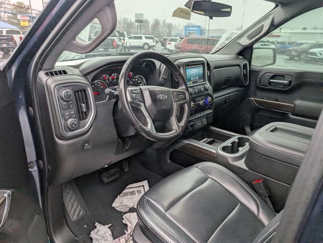 Used 2021 Chevrolet Silverado 1500 LT Trail Boss w/ Bed Protection Package image 13