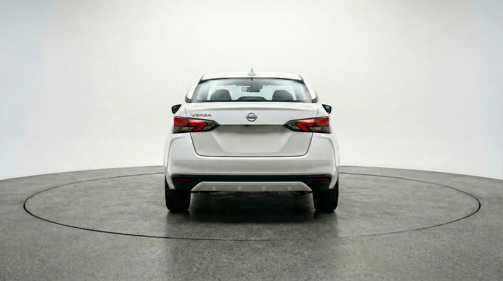 Used 2025 Nissan Versa SV FWD image 7