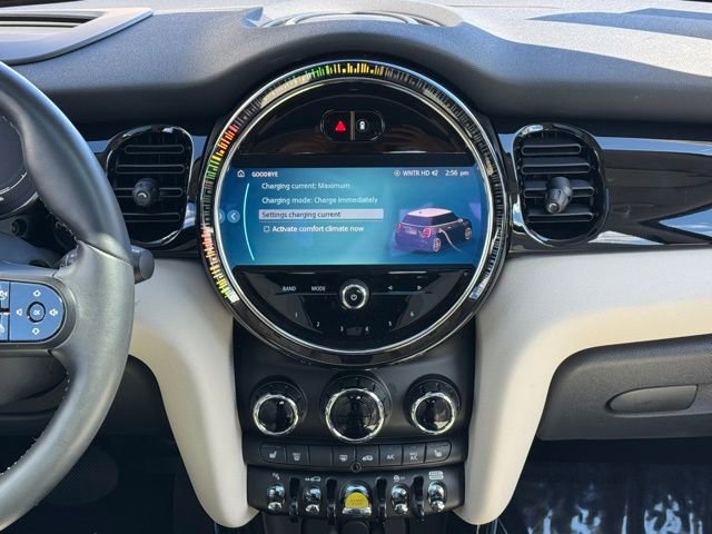 Used 2024 MINI Cooper SE FWD image 23