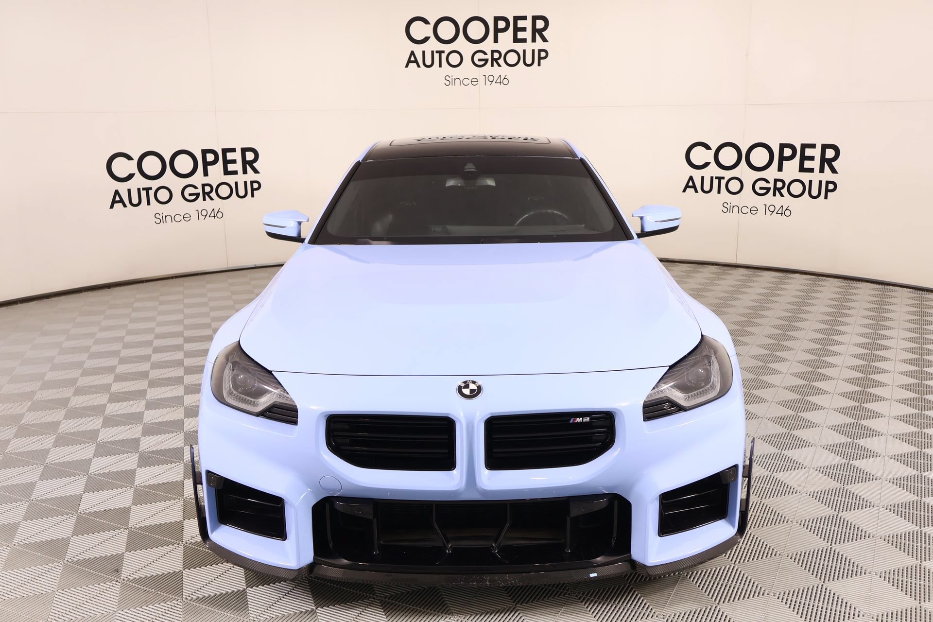 Used 2023 BMW M2 w/ Lighting Package RWD image 10