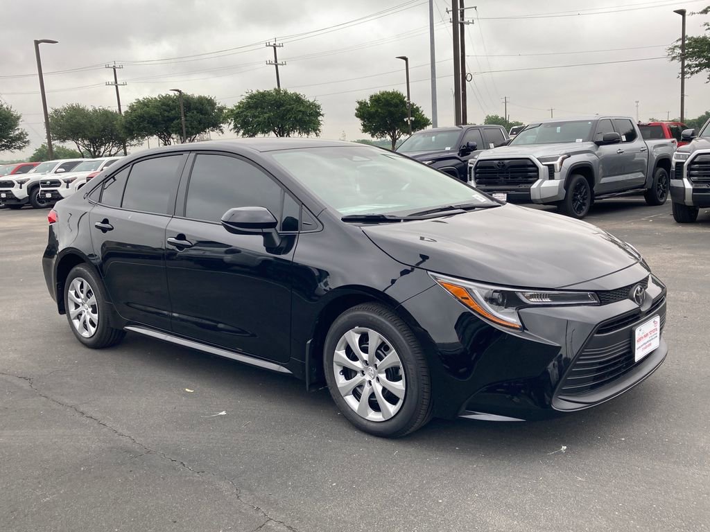 New 2026 Toyota Corolla LE FWD image 3