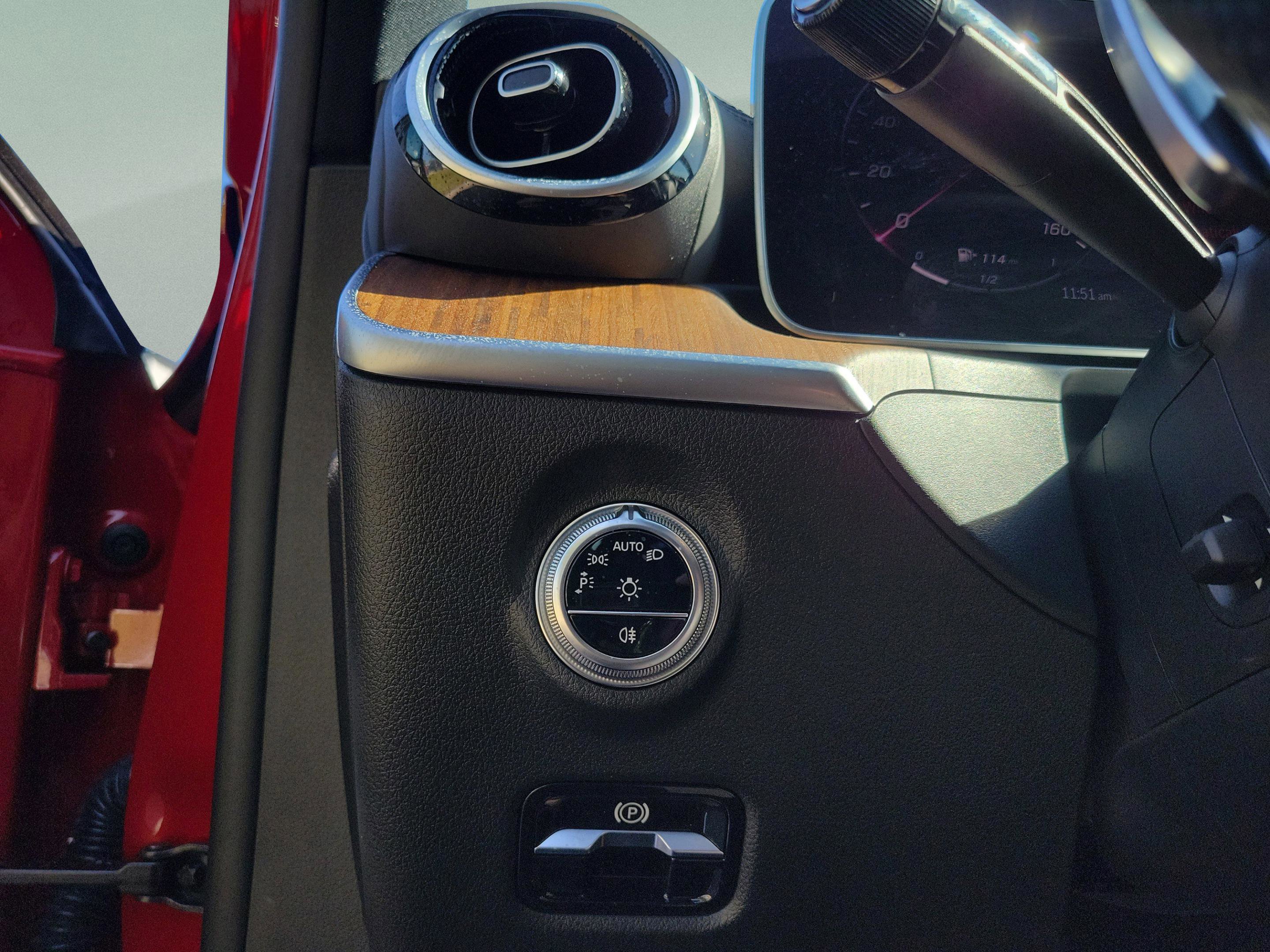 Certified 2024 Mercedes-Benz C 300 Sedan image 23