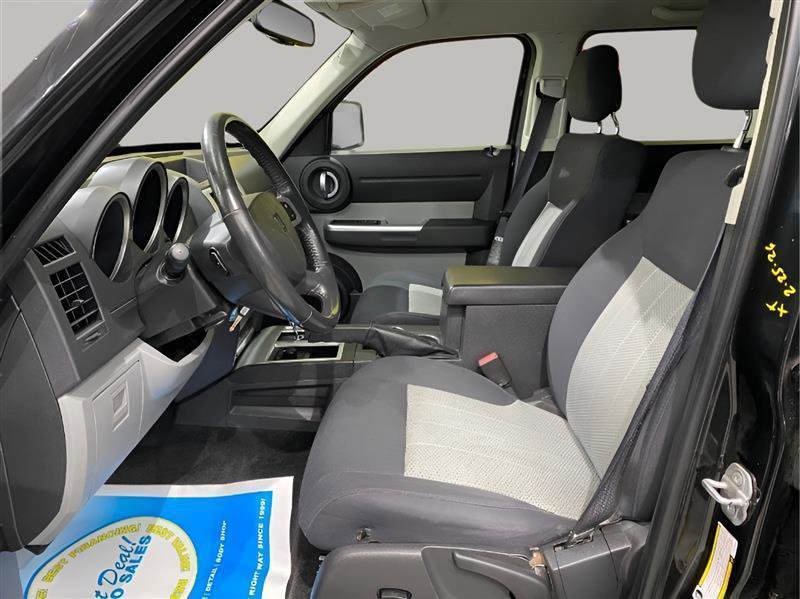 Used 2010 Dodge Nitro SXT w/ Trailer Tow Group AWD/4WD image 19