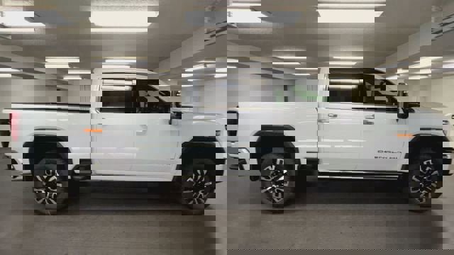 New 2026 GMC Sierra 2500 Denali Ultimate image 9