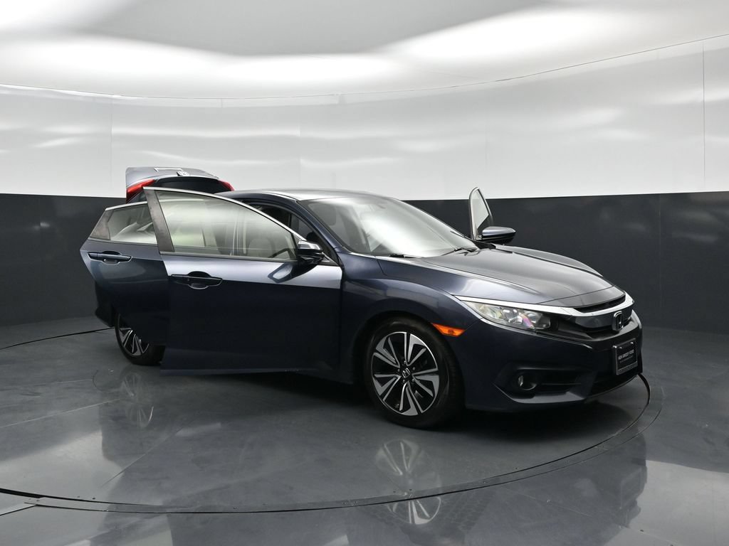 Used 2018 Honda Civic EX-T image 24