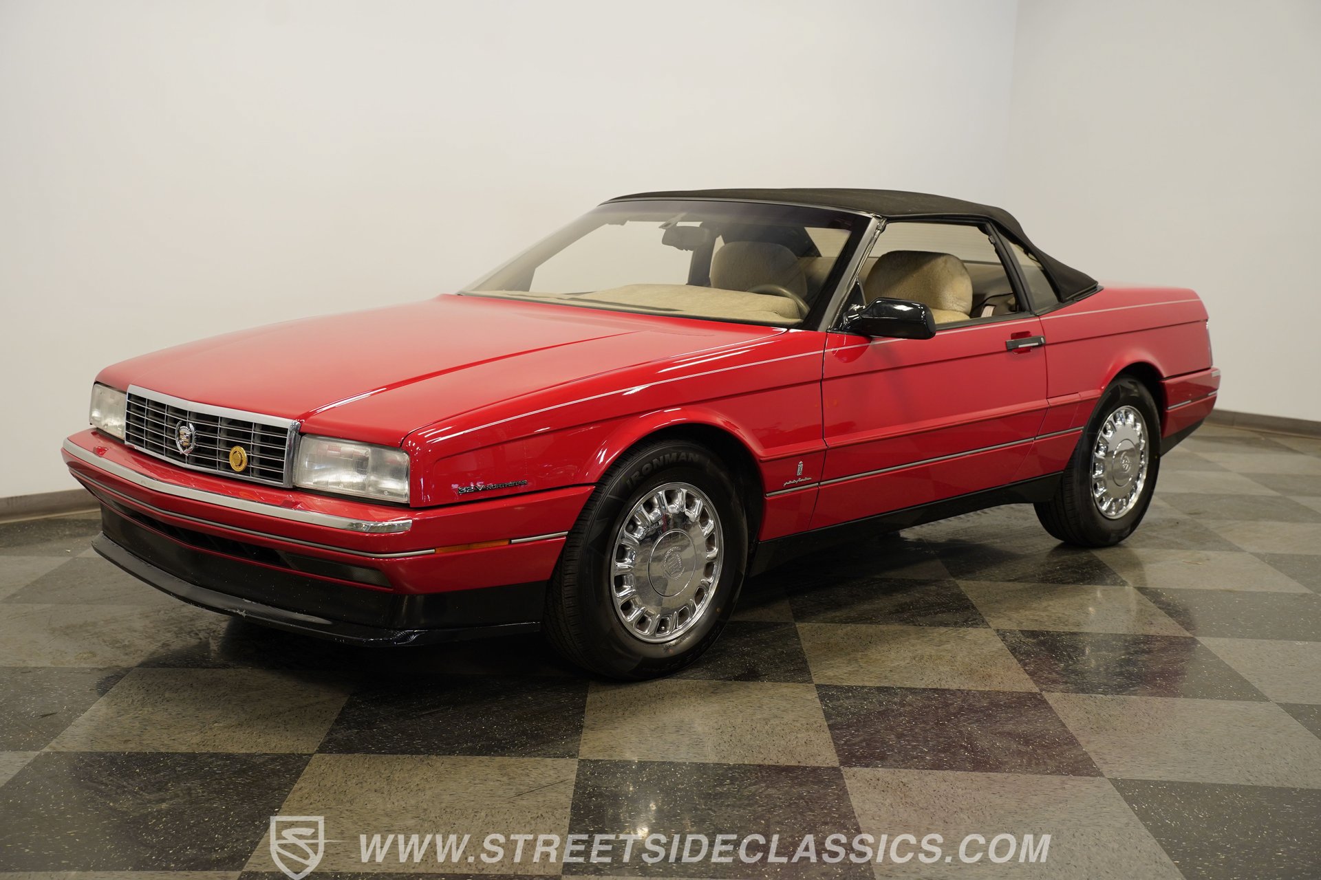 Used 1993 Cadillac Allante FWD image 19