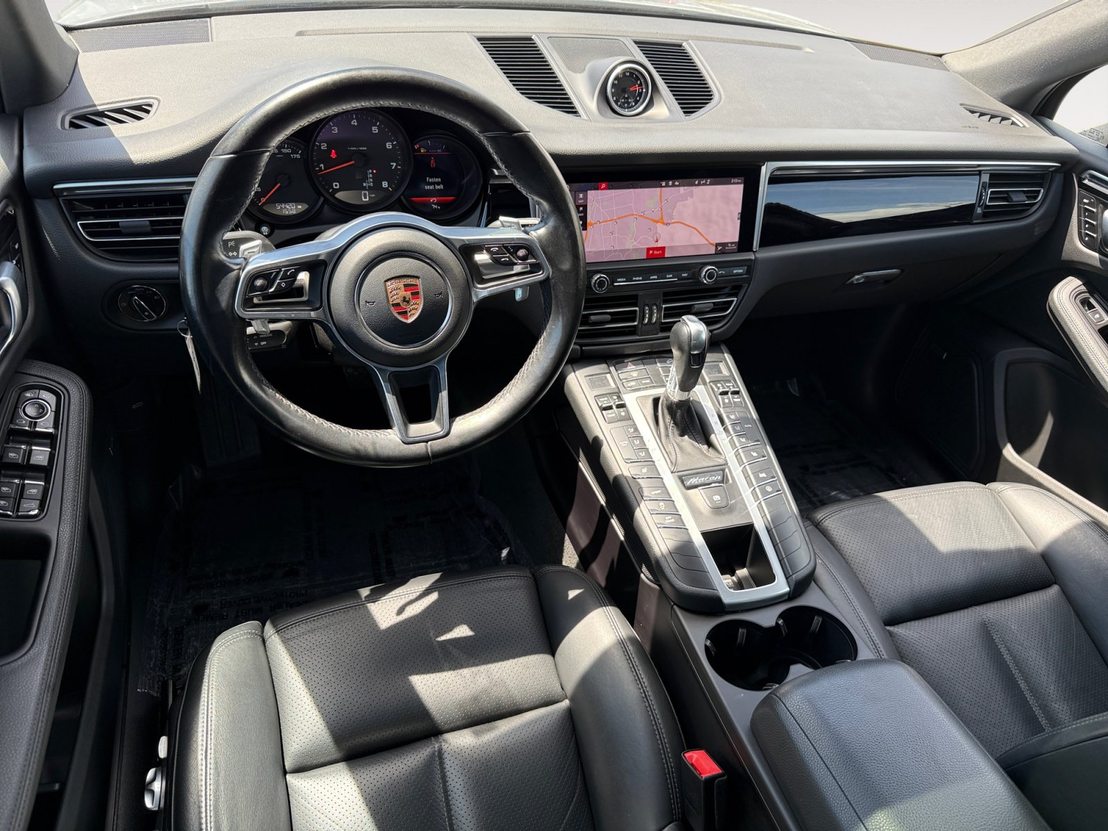 Used 2020 Porsche Macan AWD/4WD image 15