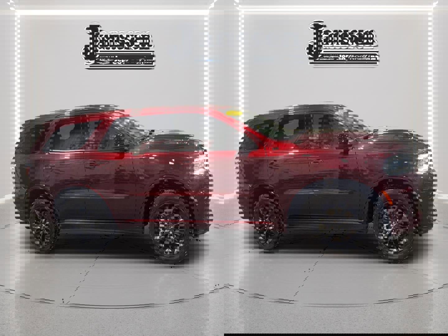 Used 2022 Dodge Durango GT w/ Blacktop Package image 2