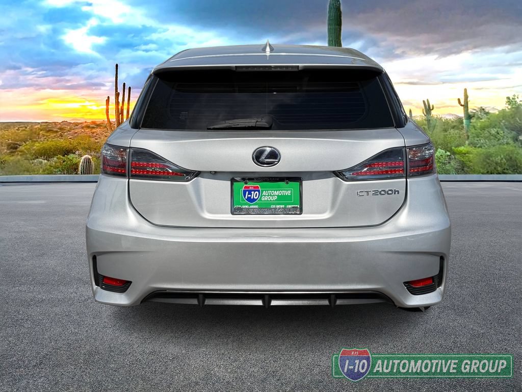 Used 2015 Lexus CT 200h w/ Navigation Package FWD image 8