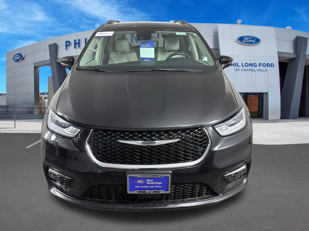 Used 2021 Chrysler Pacifica Touring-L AWD/4WD image 8