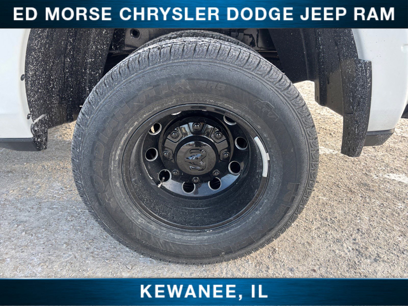 New 2026 RAM 3500 Laramie AWD/4WD image 18