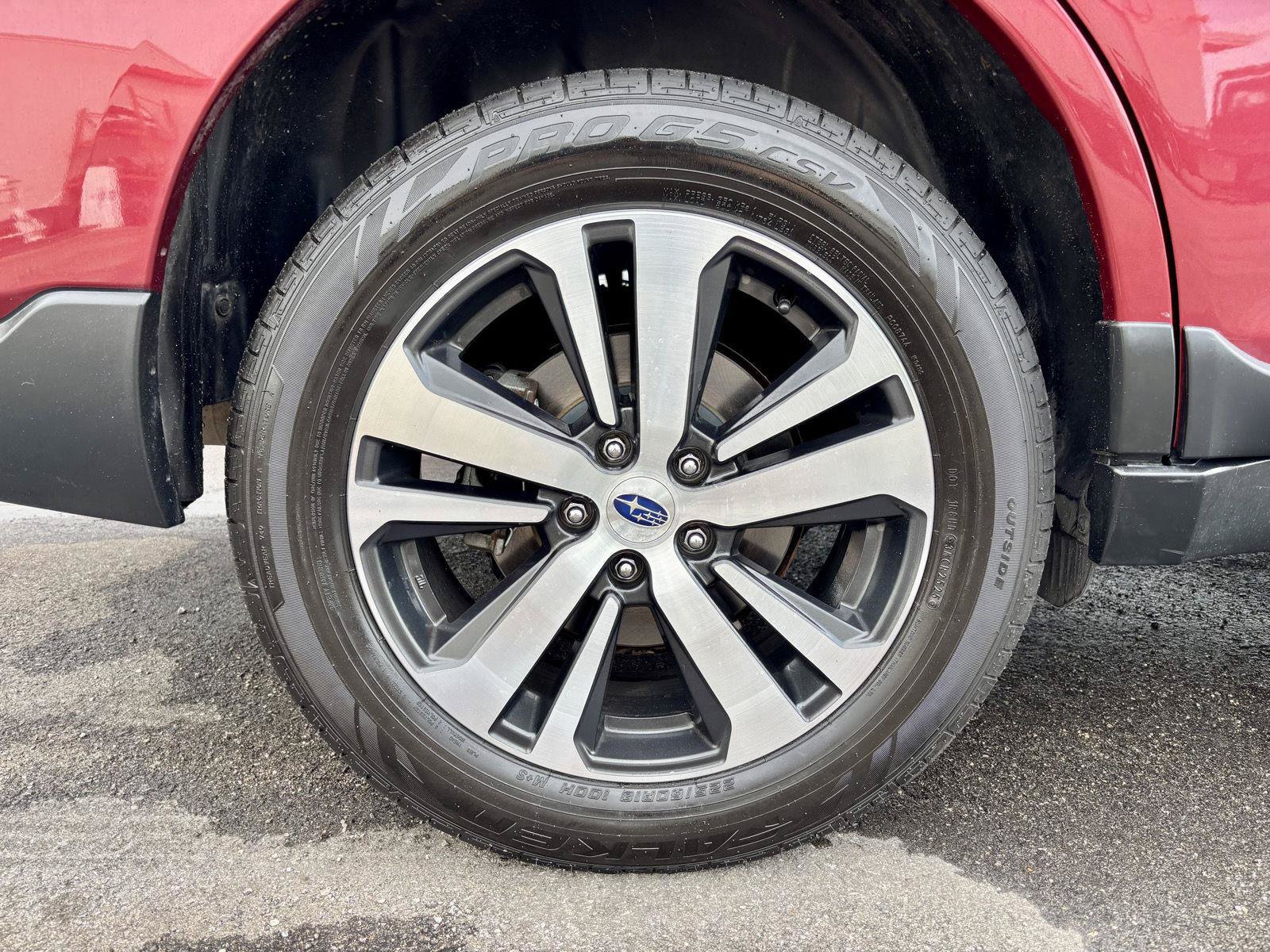 Used 2019 Subaru Outback 3.6R Limited AWD/4WD image 43