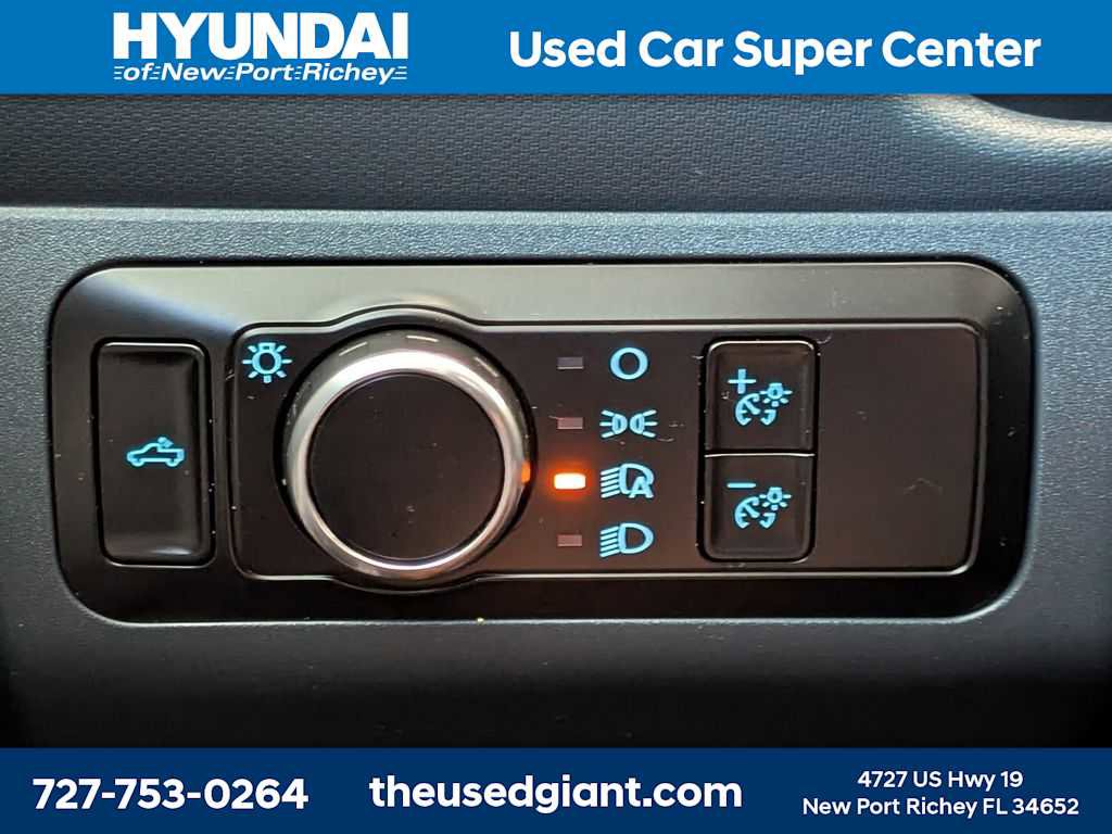 Used 2025 Ford Maverick XLT w/ XLT Luxury Package AWD/4WD image 33