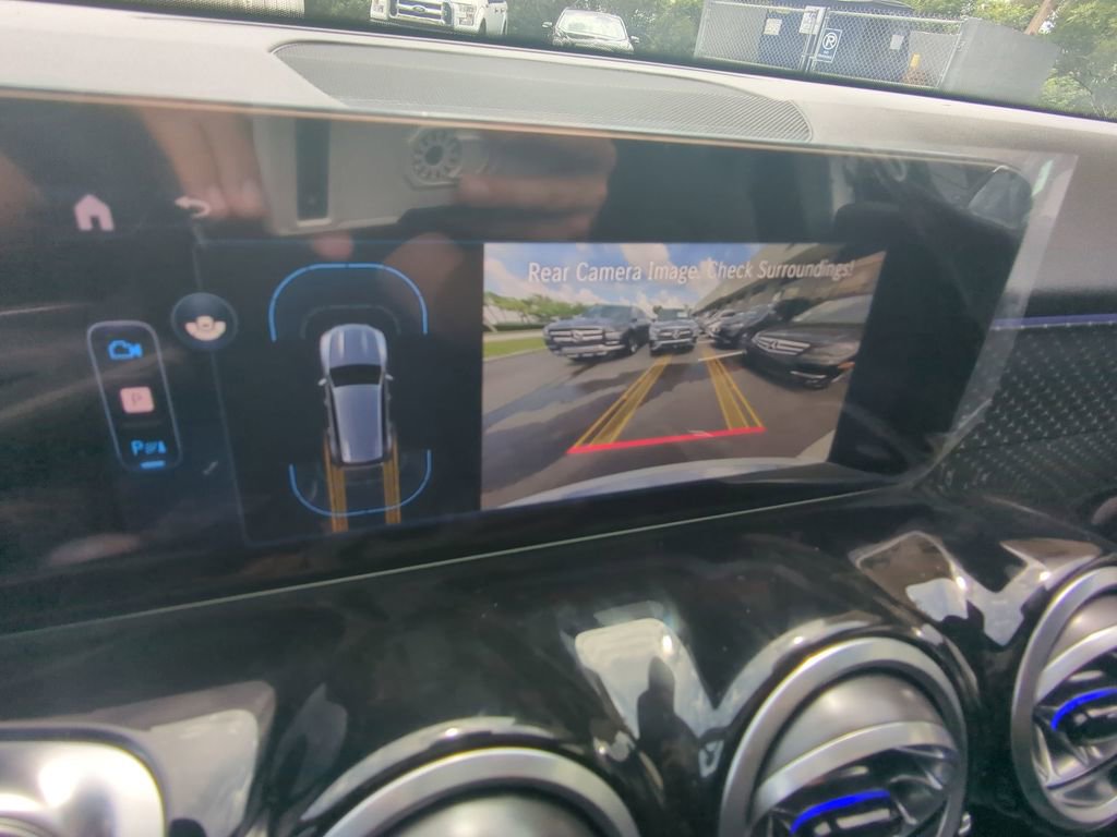 New 2025 Mercedes-Benz GLB 250 GLB 250 image 7