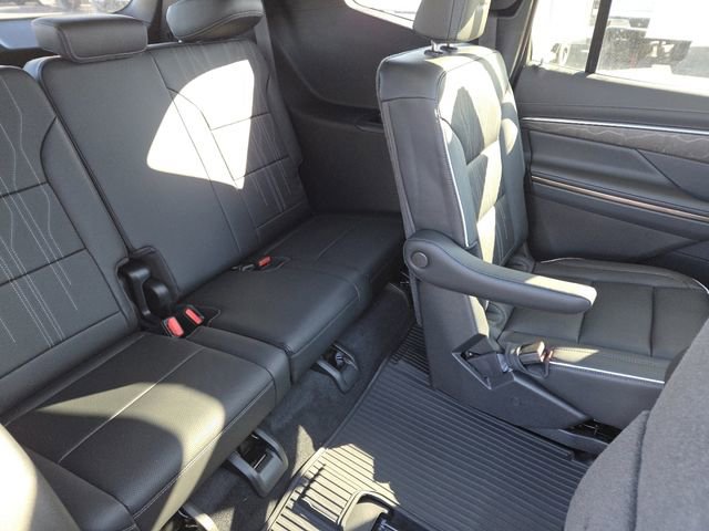 New 2026 Buick Enclave Avenir w/ Super Cruise Package image 31