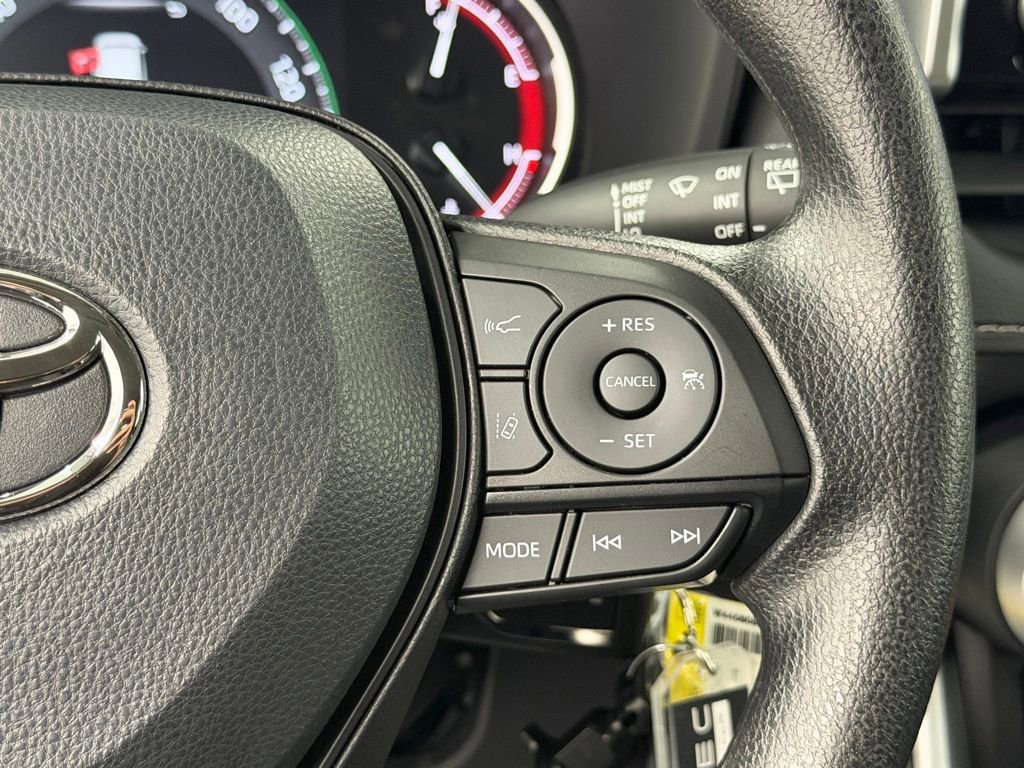 Used 2025 Toyota RAV4 LE FWD image 26