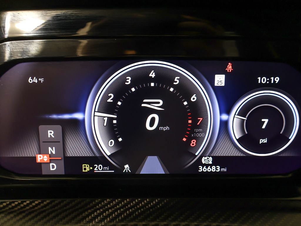 Used 2024 Volkswagen Golf R AWD/4WD image 41