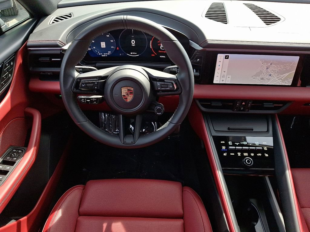 Used 2025 Porsche Macan 4 Electric w/ Premium Package AWD/4WD image 12